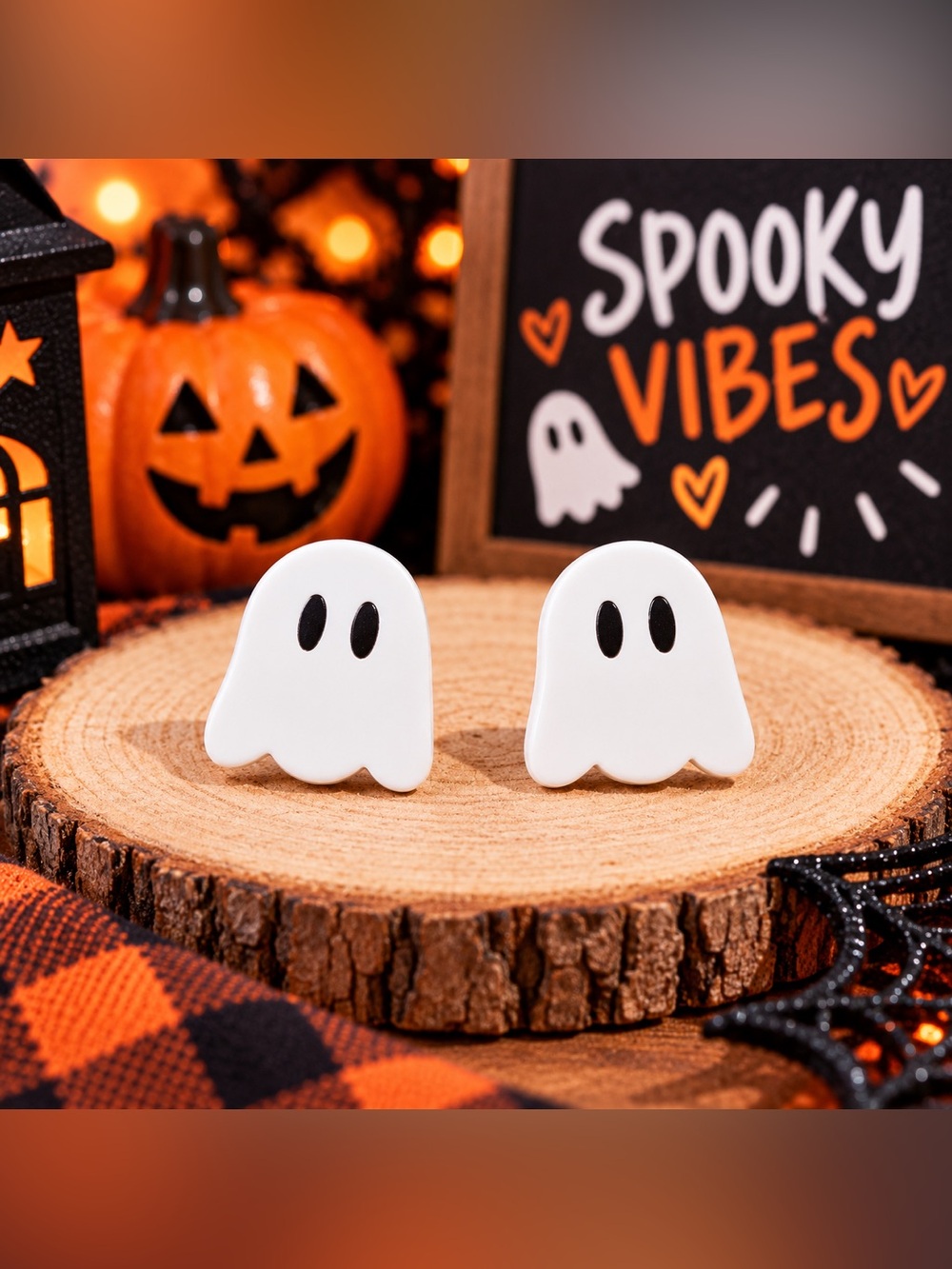 White Ghost Stud Earrings Cute Spooky Halloween Boo Earrings